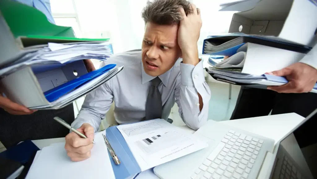 Dirigeant débordé - 5 signes qui ne trompent pas - Heaven Office Dirigeant débordé - 5 signes qui ne trompent pas - Heaven Office